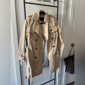 Banana republic trenchcoat